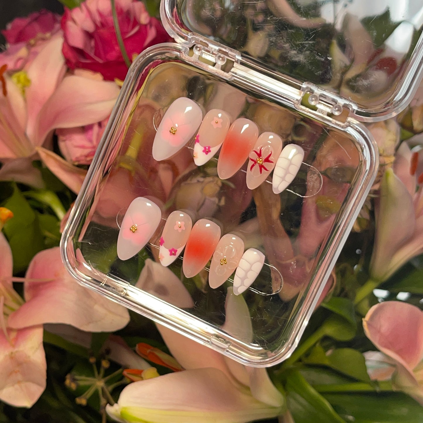 FLOWER BLUSH